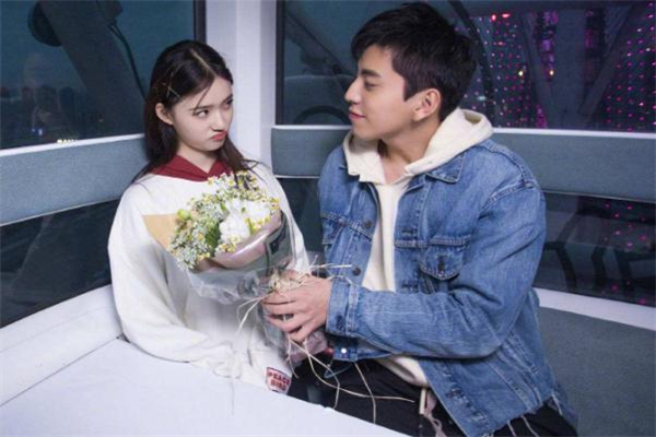 老公和女網(wǎng)友見面好嗎 老公和女網(wǎng)友見面可以原諒嗎 老公和女網(wǎng)友見面好嗎 老公和女網(wǎng)友見面可以原諒嗎