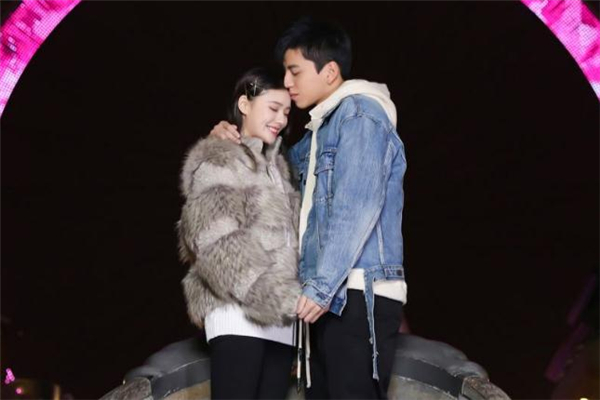 老公和前妻聯(lián)系怎么處理 怎么阻止老公和前妻聯(lián)系 老公和前妻聯(lián)系怎么處理 怎么阻止老公和前妻聯(lián)系