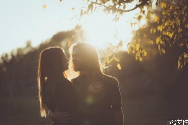 老公出軌后老婆應該記住哪幾點 教你處理老公外遇 老公出軌后老婆應該記住哪幾點 教你處理老公外遇