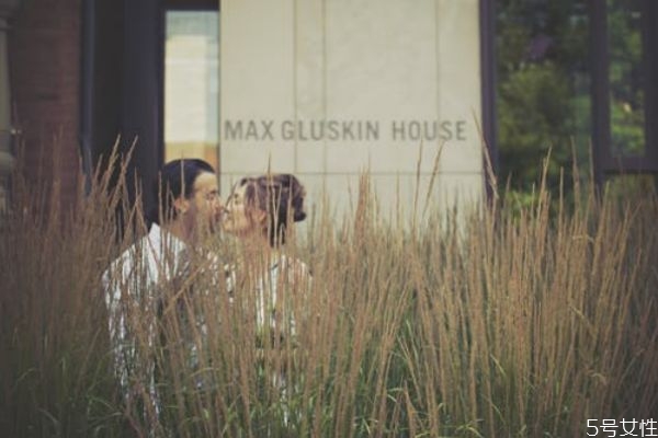 老婆拉黑你代表什么 老婆完全死心的表現(xiàn) 老婆拉黑你代表什么 老婆完全死心的表現(xiàn)