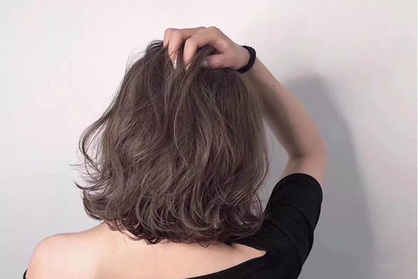 線(xiàn)條燙好打理嗎 線(xiàn)條燙怎么打理 線(xiàn)條燙好打理嗎 線(xiàn)條燙怎么打理