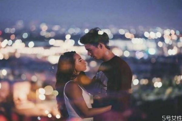 男生撩你后為什么冷你 對付男生撩你后冷你 男生撩你后為什么冷你 對付男生撩你后冷你