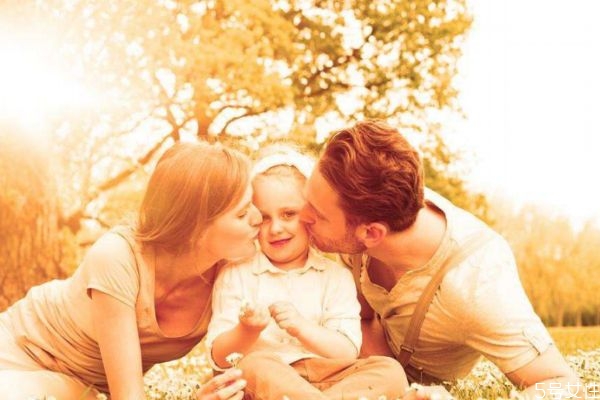 婚姻甜蜜的秘訣 怎么保持婚姻的甜蜜 婚姻甜蜜的秘訣 怎么保持婚姻的甜蜜