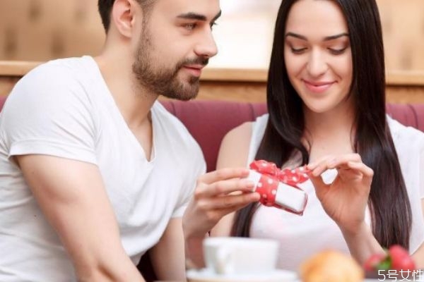 老公提離婚是真想離嗎 男人真正想離婚的態(tài)度 老公提離婚是真想離嗎 男人真正想離婚的態(tài)度