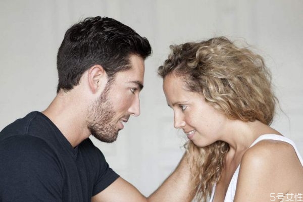 戀愛(ài)的時(shí)候有什么注意 戀愛(ài)的技巧有什么 戀愛(ài)的時(shí)候有什么注意 戀愛(ài)的技巧有什么