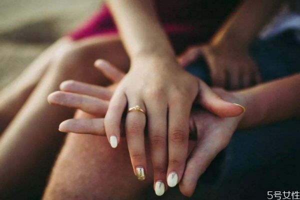 婚姻中小三一般是為了什么 婚姻中小三是圖什么 婚姻中小三一般是為了什么 婚姻中小三是圖什么