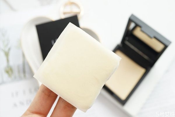 吸油紙在哪里買得到 吸油紙有什么區(qū)別 吸油紙在哪里買得到 吸油紙有什么區(qū)別