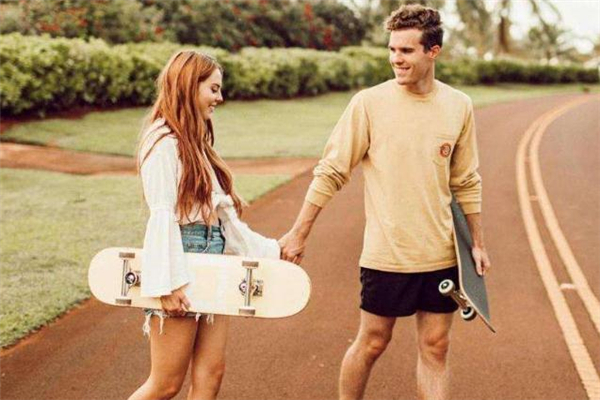 喜歡的女生不接受異地戀怎么辦 女生為什么不接受異地戀 喜歡的女生不接受異地戀怎么辦 女生為什么不接受異地戀