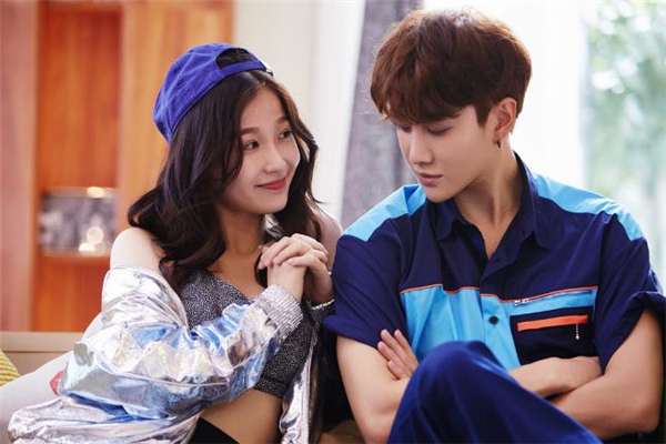 女朋友背著我去相親意味著什么 有男朋友還相親正常嗎 女朋友背著我去相親意味著什么 有男朋友還相親正常嗎