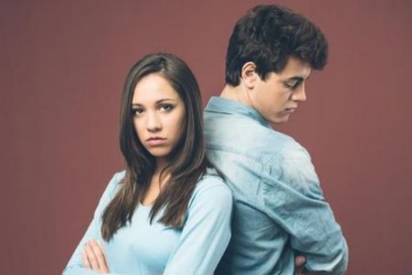 軟弱的男生有什么特征 什么樣子的男生比較軟弱 軟弱的男生有什么特征 什么樣子的男生比較軟弱