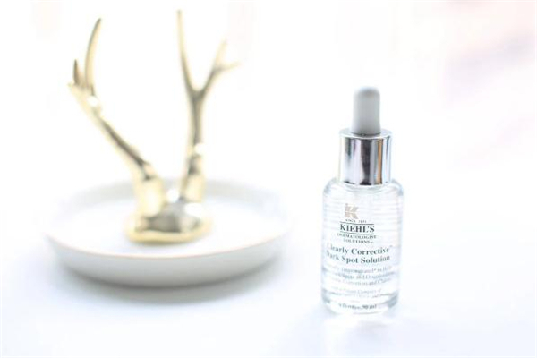 科顏氏安白瓶適用年齡 科顏氏安白瓶適合什么膚質(zhì) 科顏氏安白瓶適用年齡 科顏氏安白瓶適合什么膚質(zhì)