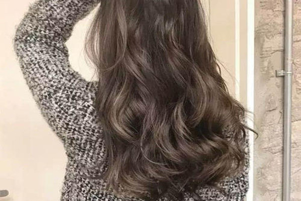 臉大適合燙什么卷發(fā) 臉大燙什么卷發(fā)好看 臉大適合燙什么卷發(fā) 臉大燙什么卷發(fā)好看