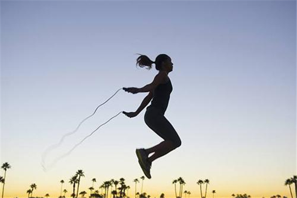 跳繩減肥瘦哪里最明顯 跳繩是有氧運動還是無氧運動 跳繩減肥瘦哪里最明顯 跳繩是有氧運動還是無氧運動