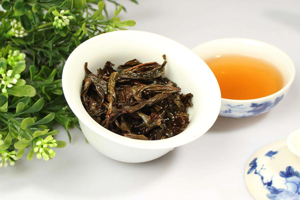 大紅袍孕婦可以喝嗎 大紅袍適合什么時候喝 大紅袍孕婦可以喝嗎 大紅袍適合什么時候喝