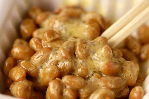 納豆對(duì)人身體有什么好處 納豆對(duì)人體的危害 納豆對(duì)人身體有什么好處 納豆對(duì)人體的危害