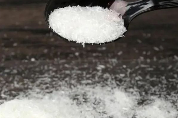 味精吃多了會(huì)掉頭發(fā)嗎 味精吃多了會(huì)出現(xiàn)什么癥狀 味精吃多了會(huì)掉頭發(fā)嗎 味精吃多了會(huì)出現(xiàn)什么癥狀