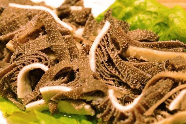 百葉和毛肚的區(qū)別 牛百葉是牛身上哪個(gè)部位 百葉和毛肚的區(qū)別 牛百葉是牛身上哪個(gè)部位