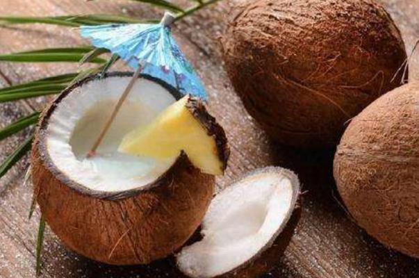 椰子有果肉嗎 椰子的果肉能吃嗎 椰子有果肉嗎 椰子的果肉能吃嗎