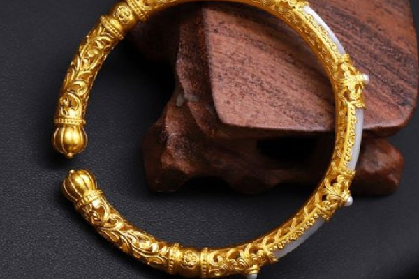 黃金手鐲什么款式好看又實(shí)用 黃金手鐲買開口的好還是圓的好 黃金手鐲什么款式好看又實(shí)用 黃金手鐲買開口的好還是圓的好