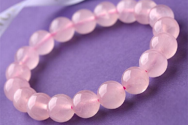 芙蓉石戴久了會(huì)認(rèn)主嗎 芙蓉石戴多久可以開運(yùn) 芙蓉石戴久了會(huì)認(rèn)主嗎 芙蓉石戴多久可以開運(yùn)