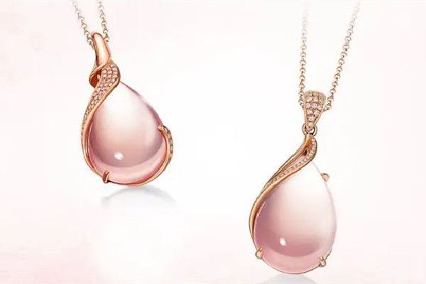 芙蓉石顏色越粉越好嗎 芙蓉石顏色深的好還是淺的好 芙蓉石顏色越粉越好嗎 芙蓉石顏色深的好還是淺的好