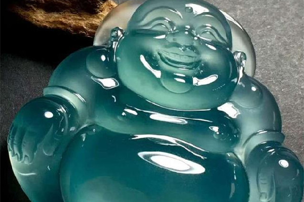藍(lán)水翡翠的產(chǎn)地是哪里 藍(lán)水翡翠怎么看好壞 藍(lán)水翡翠的產(chǎn)地是哪里 藍(lán)水翡翠怎么看好壞