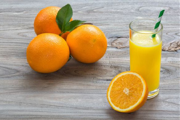 鮮榨橙汁有點酸怎么回事 鮮榨橙汁有點酸正常嗎 鮮榨橙汁有點酸怎么回事 鮮榨橙汁有點酸正常嗎