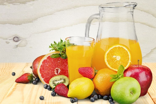 鮮榨橙汁會(huì)破壞纖維嗎 鮮榨橙汁和橙汁營養(yǎng)一樣嗎 鮮榨橙汁會(huì)破壞纖維嗎 鮮榨橙汁和橙汁營養(yǎng)一樣嗎