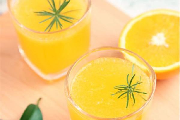 鮮榨橙汁有點酸怎么回事 鮮榨橙汁有點酸正常嗎 鮮榨橙汁有點酸怎么回事 鮮榨橙汁有點酸正常嗎